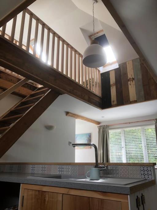 Cosy Rustic Annex In Quiet Cornwall Village Saint Wenn Exterior foto